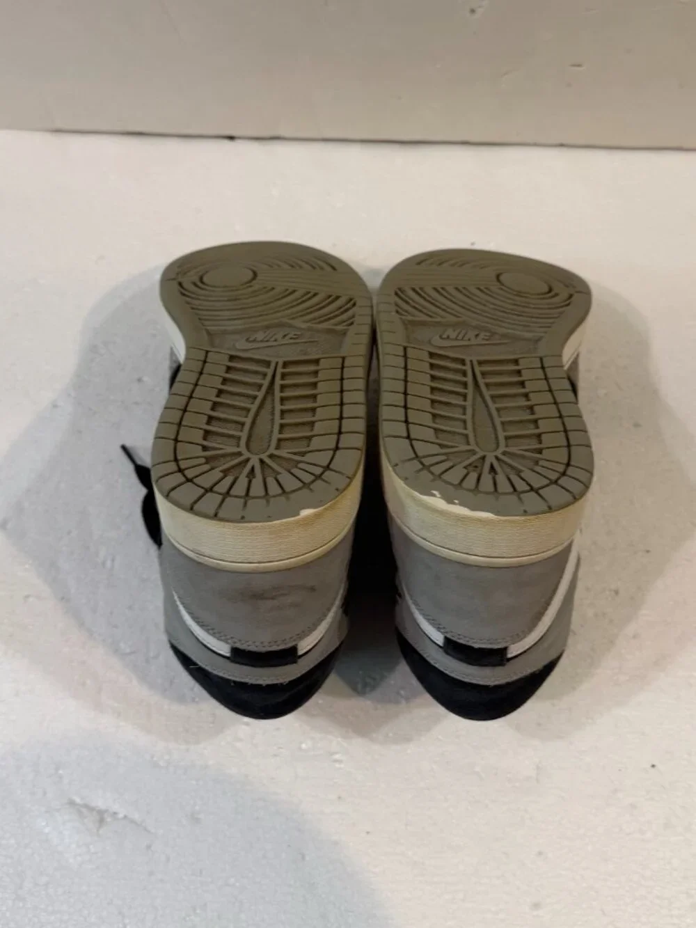 Nike Air Jordan 1 Retro Mid SE Elephant Print Toe Mens Size 10 Black DM1200-016